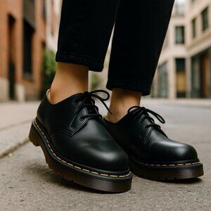 *Dr Marten Shoes M6-W8 Black Leather Vintage Y2K 1990's Grunge Edgy Streetwear